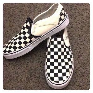 CHECKERBOARD SLIP-ON. Unizex VANS